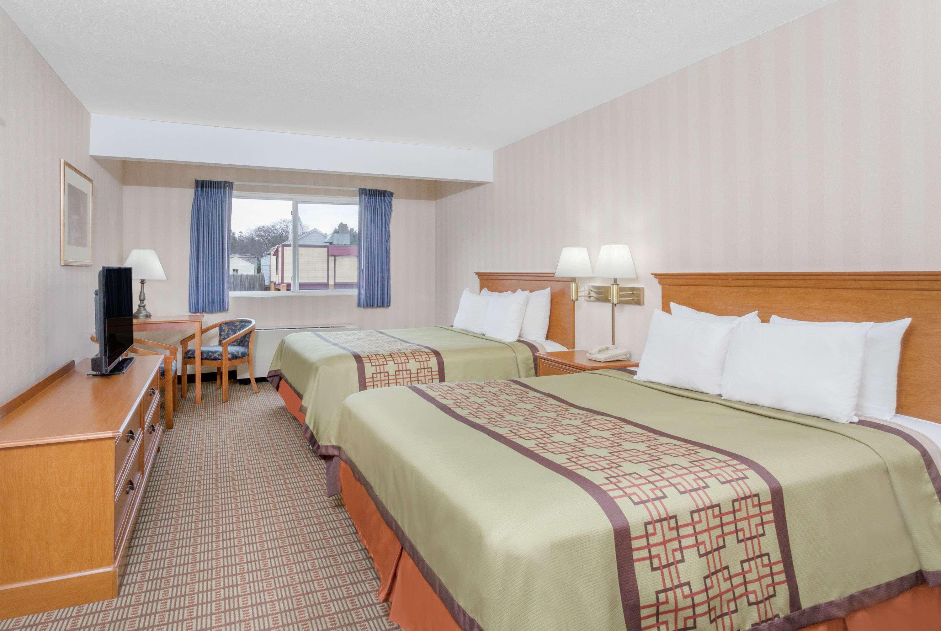 Days Inn By Wyndham Albany Suny Kültér fotó