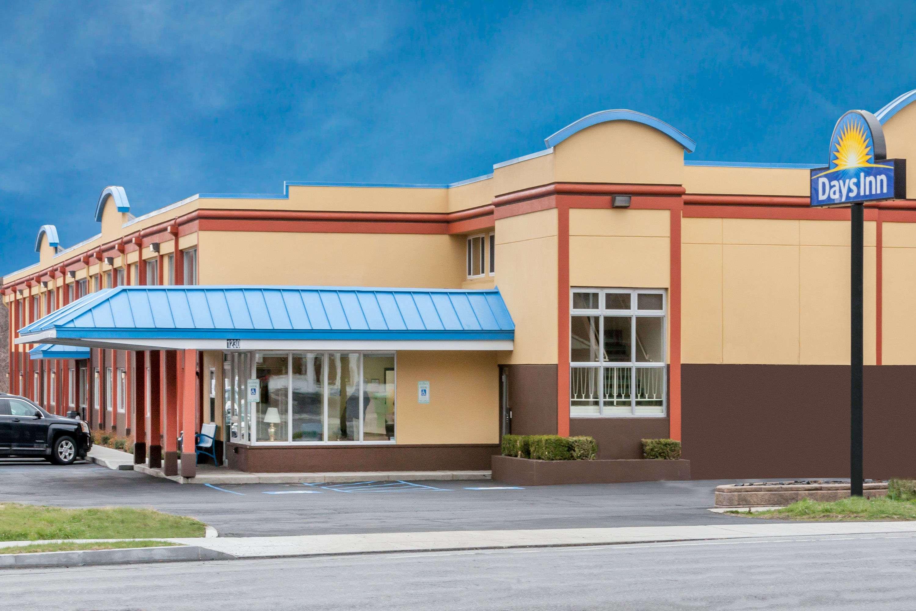Days Inn By Wyndham Albany Suny Kültér fotó