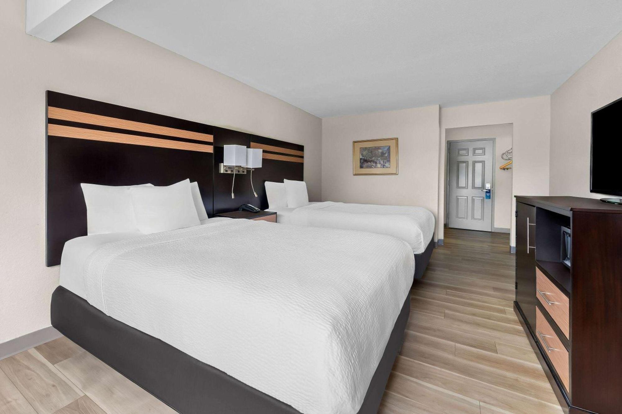 Days Inn By Wyndham Albany Suny Kültér fotó